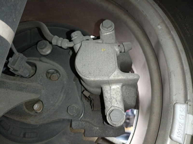 Recambio de pinza freno trasera derecha para toyota verso (_r2_) 1.6 d4-d (war20_) referencia OEM IAM   