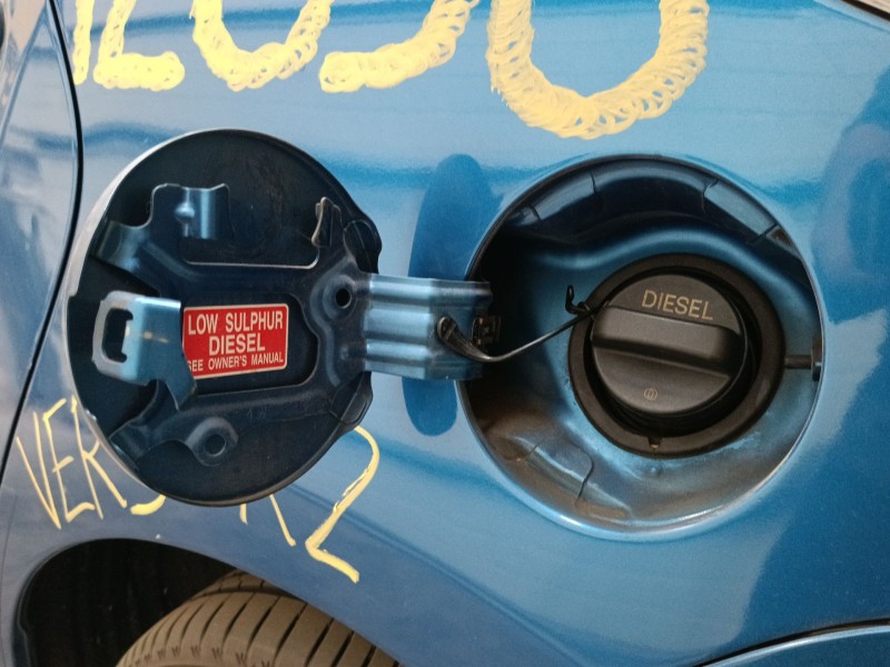 Recambio de tapa exterior combustible para toyota verso (_r2_) 1.6 d4-d (war20_) referencia OEM IAM   