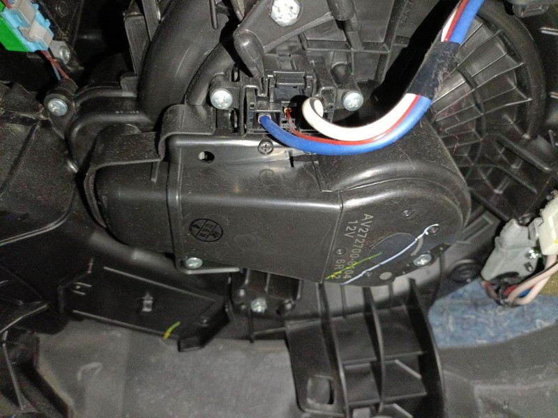 Recambio de ventilador calefaccion para toyota verso (_r2_) 1.6 d4-d (war20_) referencia OEM IAM AV2727008104  