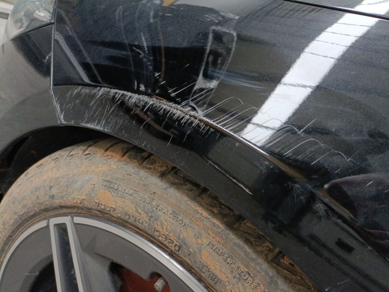 Recambio de aleta delantera izquierda para mercedes-benz cla (c118) cla 180 (118.384) referencia OEM IAM   