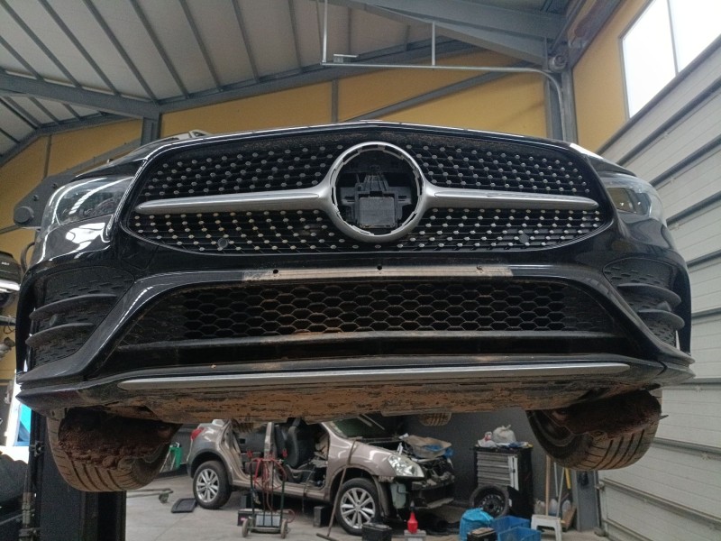 Recambio de paragolpes delantero para mercedes-benz cla (c118) cla 180 (118.384) referencia OEM IAM   