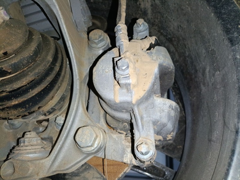 Recambio de pinza freno delantera izquierda para mercedes-benz cla (c118) cla 180 (118.384) referencia OEM IAM   