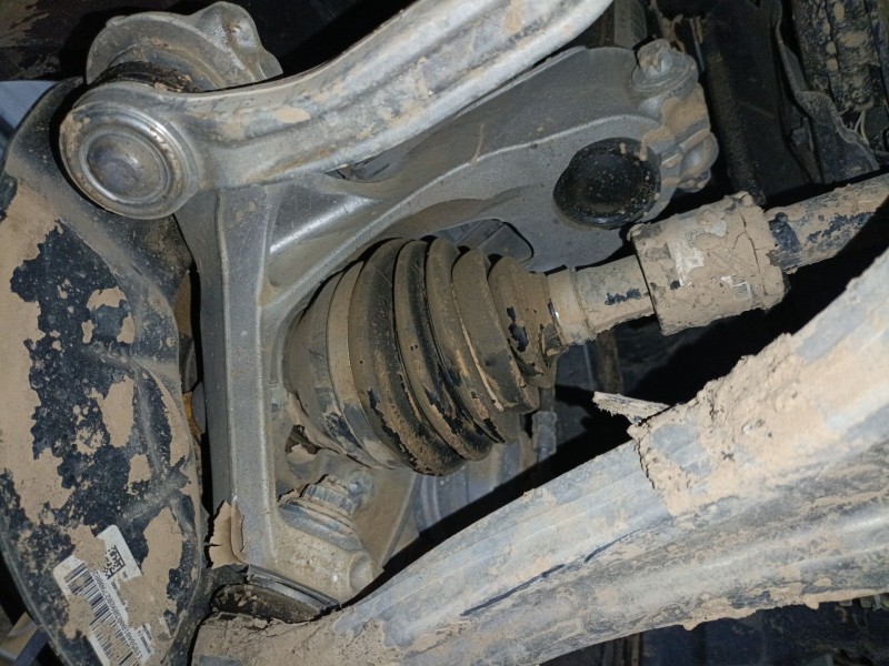 Recambio de mangueta delantera izquierda para mercedes-benz cla (c118) cla 180 (118.384) referencia OEM IAM   