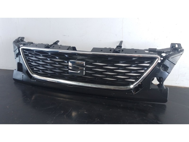 Recambio de rejilla delantera para seat leon (5f1) 1.6 tdi referencia OEM IAM   
