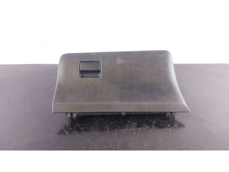 Recambio de guantera para toyota yaris (_p13_) 1.5 hybrid (nhp130_) referencia OEM IAM   