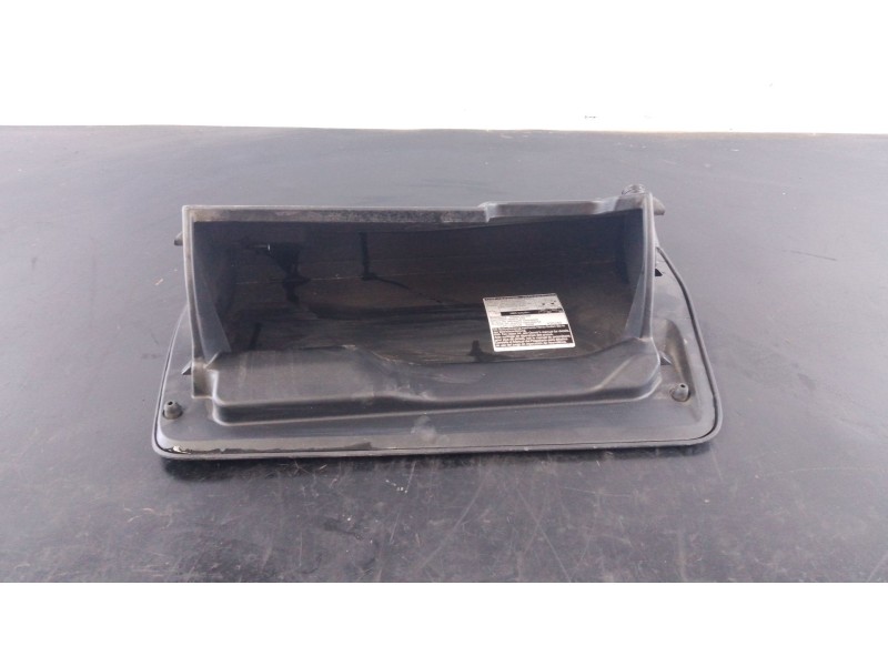 Recambio de guantera para toyota yaris (_p13_) 1.5 hybrid (nhp130_) referencia OEM IAM   