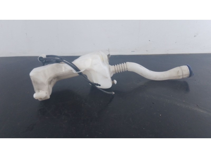 Recambio de deposito limpia para peugeot 3008 active referencia OEM IAM   