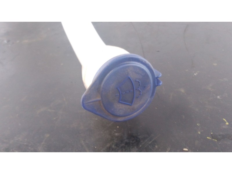 Recambio de deposito limpia para peugeot 3008 active referencia OEM IAM   