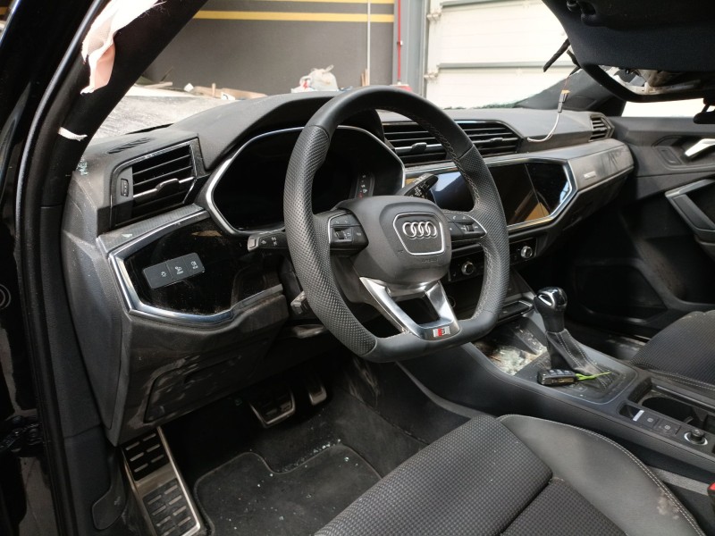 audi q3 sportback (f3n) del año 2024