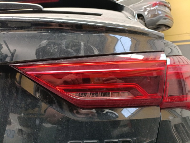 Recambio de piloto trasero derecho porton para audi q3 sportback (f3n) 35 tdi referencia OEM IAM   