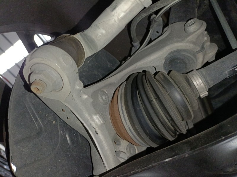 Recambio de mangueta delantera izquierda para audi q3 sportback (f3n) 35 tdi referencia OEM IAM   