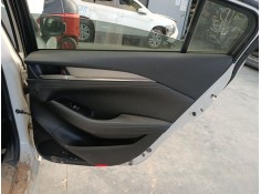 Recambio de guarnecido puerta trasera derecha para mazda 6 sedán (gj, gl) 2.0 (gj2, gl2, gl6) referencia OEM IAM   