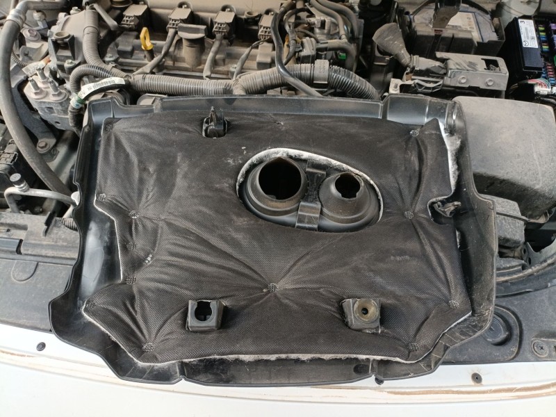 Recambio de tapa motor para mazda 6 sedán (gj, gl) 2.0 (gj2, gl2, gl6) referencia OEM IAM   