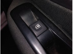 Recambio de mando elevalunas trasero derecho para renault megane iii berlina 5 p limited referencia OEM IAM   