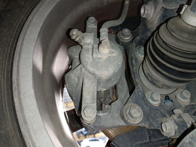 Recambio de pinza freno delantera derecha para mazda 6 sedán (gj, gl) 2.0 (gj2, gl2, gl6) referencia OEM IAM   