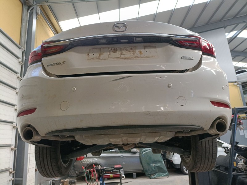 Recambio de paragolpes trasero para mazda 6 sedán (gj, gl) 2.0 (gj2, gl2, gl6) referencia OEM IAM   