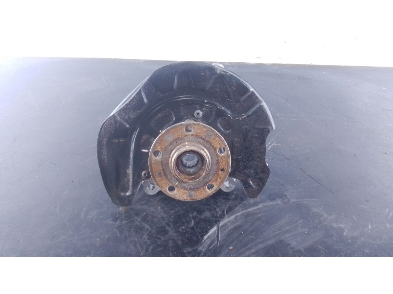 Recambio de mangueta delantera izquierda para volkswagen t-roc (a11, d11) 1.5 tsi referencia OEM IAM   