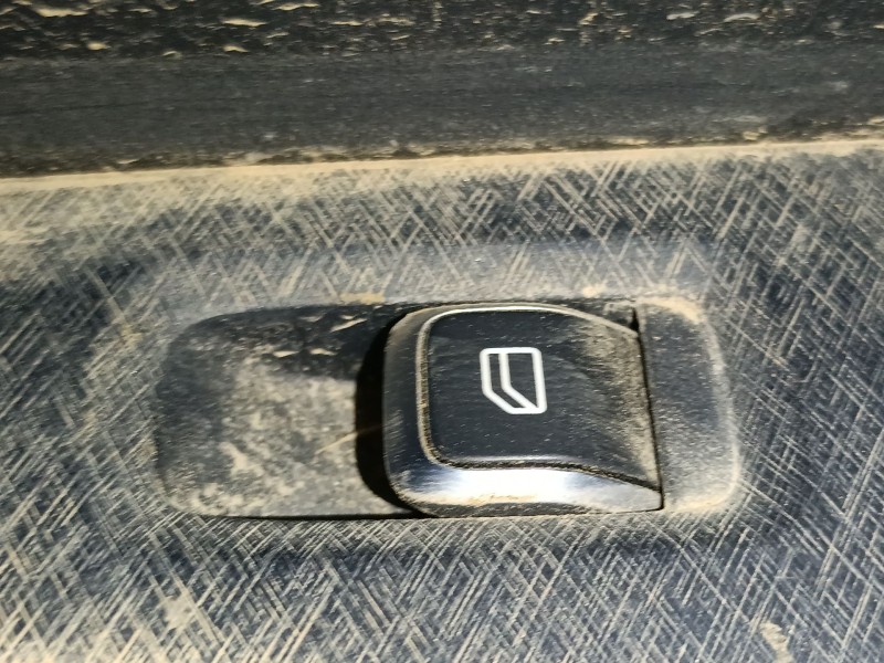 Recambio de mando elevalunas trasero derecho para lynk & co 01 phev referencia OEM IAM   