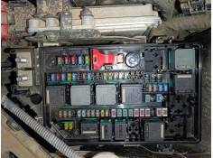 Recambio de caja reles / fusibles para lynk & co 01 phev referencia OEM IAM   