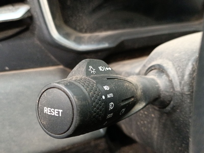 Recambio de mando intermitentes para lynk & co 01 phev referencia OEM IAM   