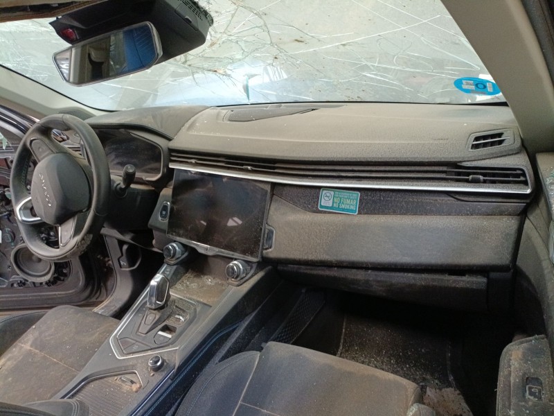 Recambio de salpicadero para lynk & co 01 phev referencia OEM IAM   