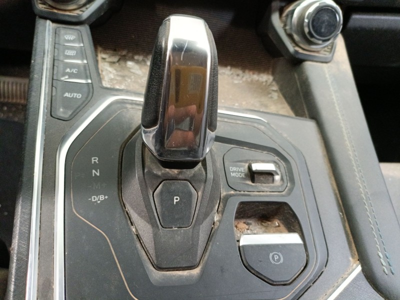 Recambio de palanca cambio para lynk & co 01 phev referencia OEM IAM   