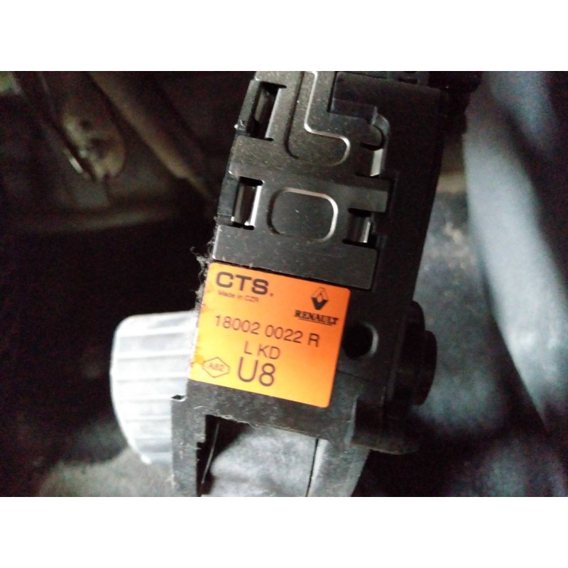 Recambio de pedal acelerador para renault megane iii berlina 5 p limited referencia OEM IAM 180020022R  