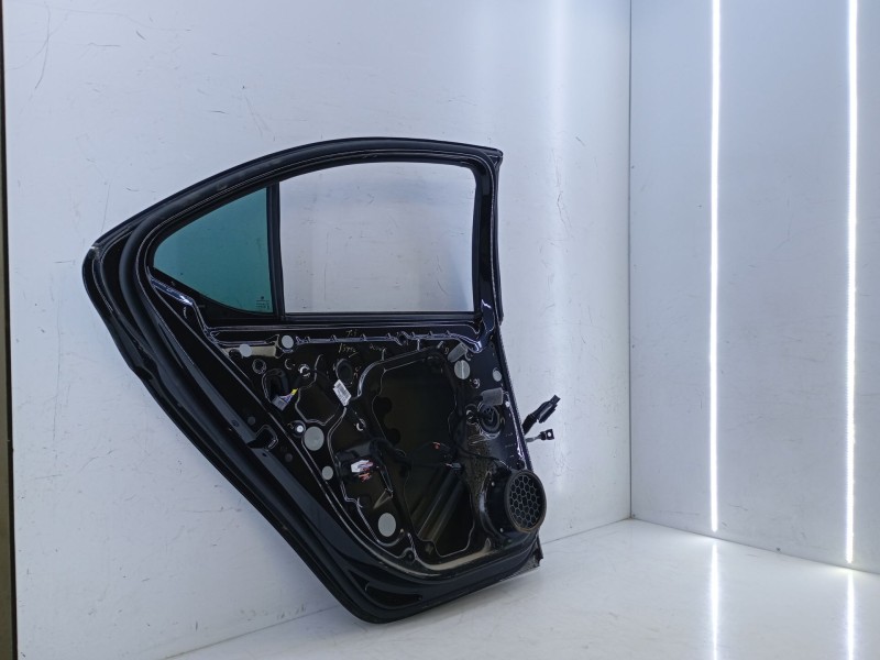 Recambio de puerta trasera izquierda para skoda octavia nx3 referencia OEM IAM   E4-B4-2