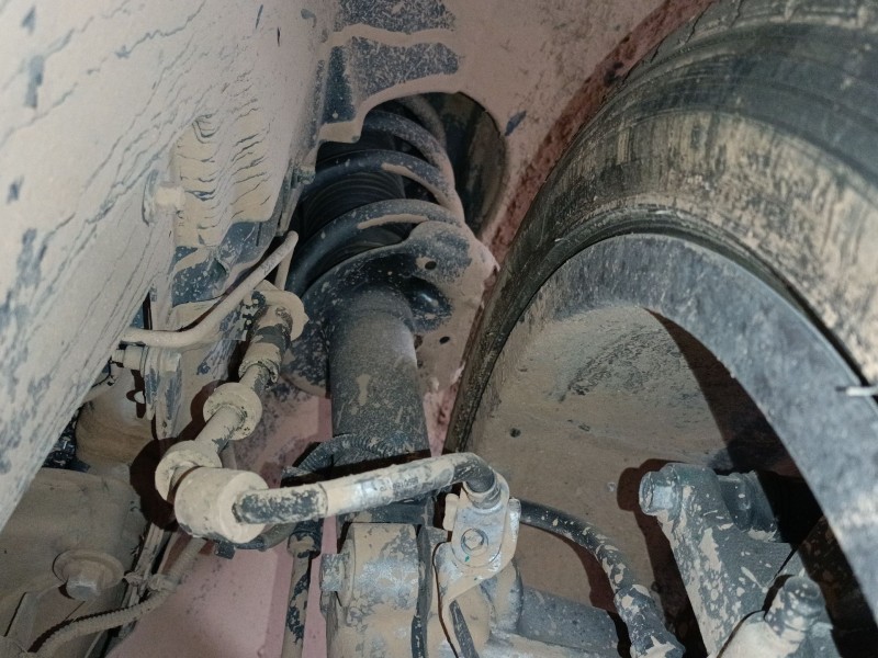 Recambio de amortiguador delantero izquierdo para lynk & co 01 phev referencia OEM IAM   