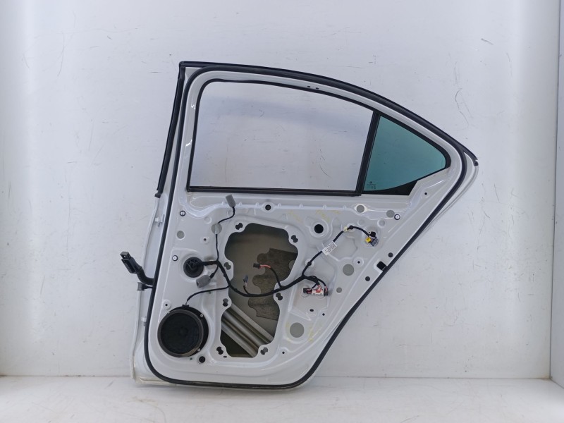 Recambio de puerta trasera derecha para skoda octavia iv nx3 vrs 2.0 tsi referencia OEM IAM   