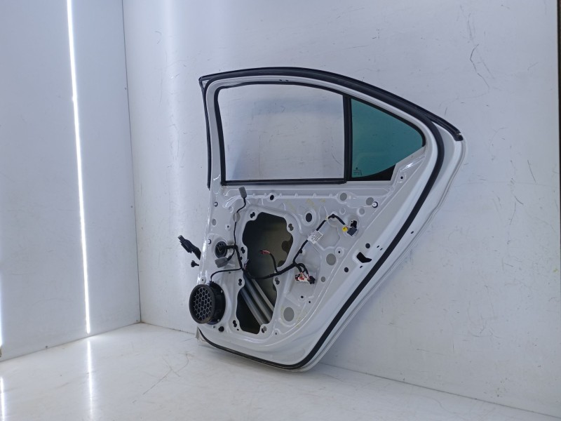 Recambio de puerta trasera derecha para skoda octavia iv nx3 vrs 2.0 tsi referencia OEM IAM   