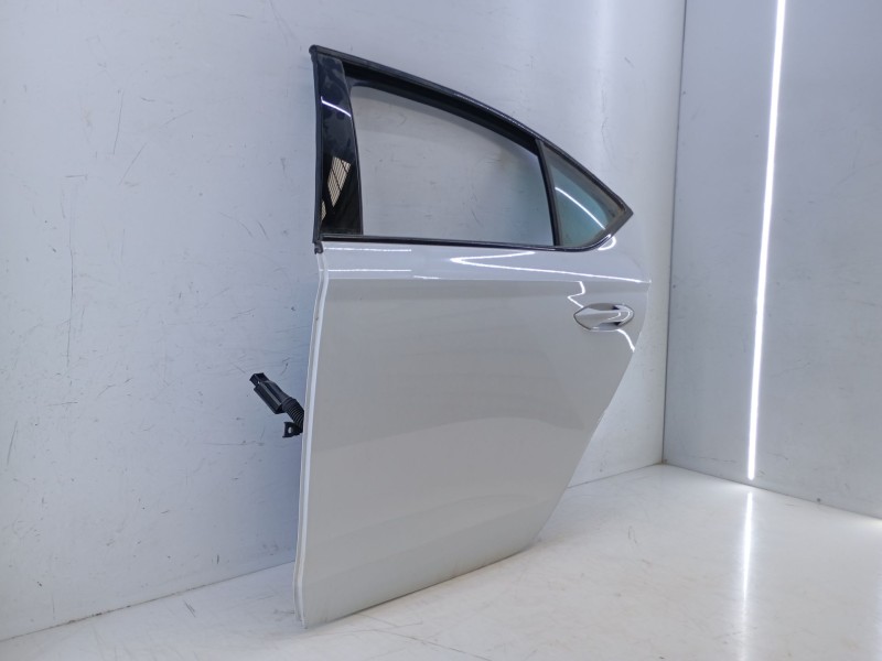 Recambio de puerta trasera izquierda para skoda octavia iv nx3 vrs 2.0 tsi referencia OEM IAM   E4-B4-4