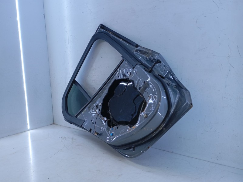 Recambio de puerta trasera izquierda para bmw 1 (f40) 118 d referencia OEM IAM   E4-B4-4