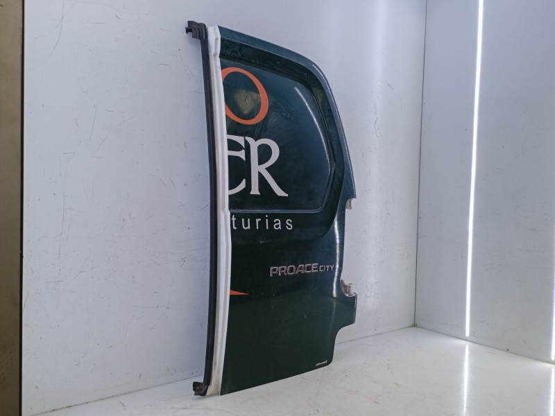 Recambio de porton trasero derecho para toyota proace city referencia OEM IAM   E4-B4-6