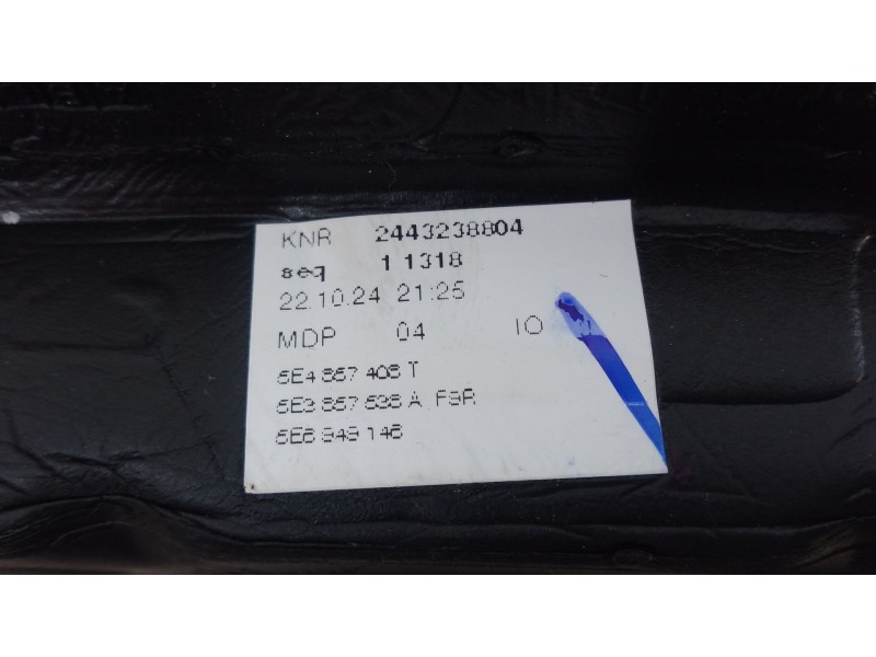 Recambio de retrovisor derecho electrico para skoda octavia nx3 referencia OEM IAM   