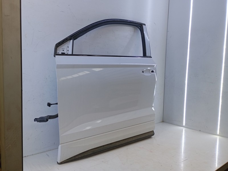 Recambio de puerta delantera izquierda para skoda karoq 2.0 tdi nu7 referencia OEM IAM   