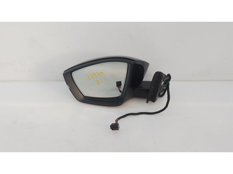 Recambio de retrovisor izquierdo electrico para skoda karoq 2.0 tdi nu7 referencia OEM IAM   