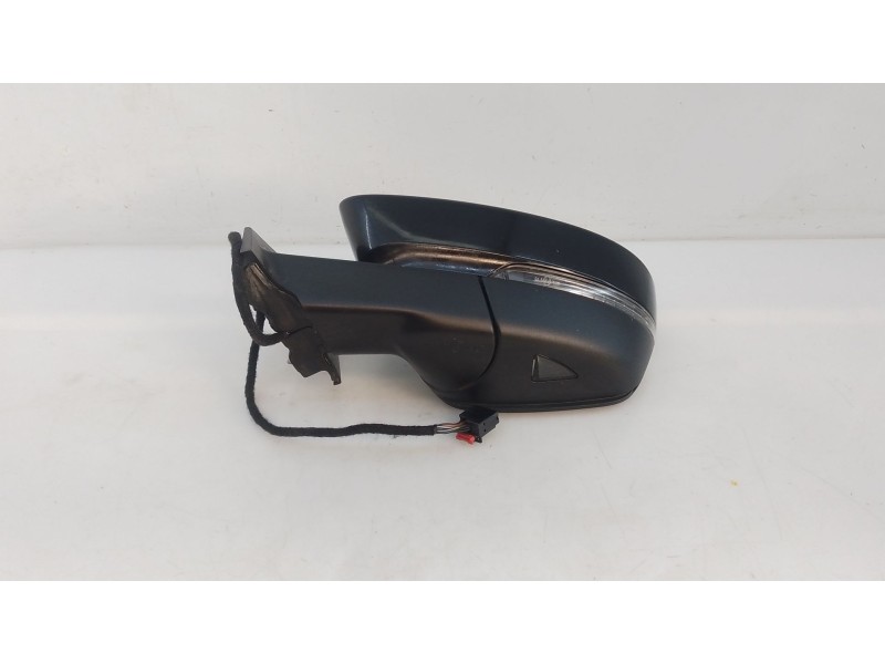 Recambio de retrovisor izquierdo electrico para skoda karoq 2.0 tdi nu7 referencia OEM IAM   