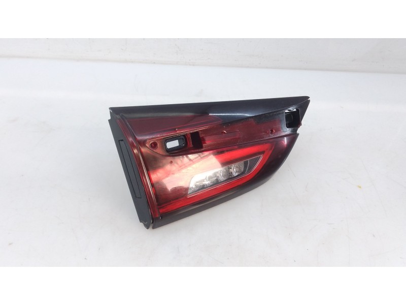 Recambio de piloto trasero izquierdo porton para mazda 6 sedán (gj, gl) 2.0 (gj2, gl2, gl6) referencia OEM IAM   