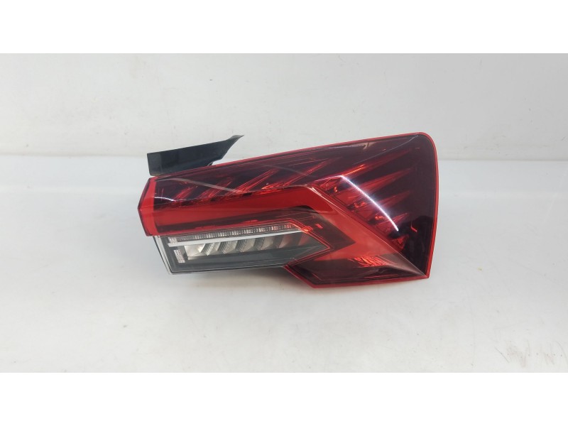 Recambio de piloto trasero derecho para skoda octavia iv nx3 vrs 2.0 tsi referencia OEM IAM   