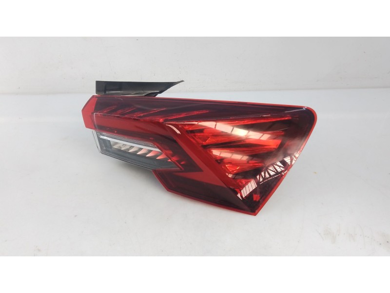 Recambio de piloto trasero derecho para skoda octavia iv nx3 vrs 2.0 tsi referencia OEM IAM   