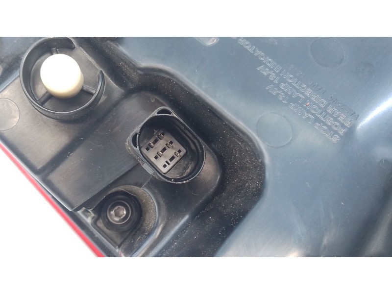 Recambio de piloto trasero derecho para skoda octavia iv nx3 vrs 2.0 tsi referencia OEM IAM   