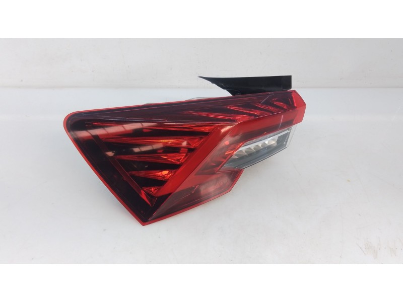 Recambio de piloto trasero izquierdo para skoda octavia iv nx3 vrs 2.0 tsi referencia OEM IAM   