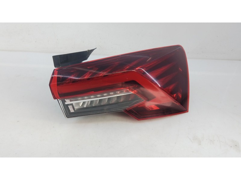 Recambio de piloto trasero derecho para skoda octavia nx3 referencia OEM IAM   