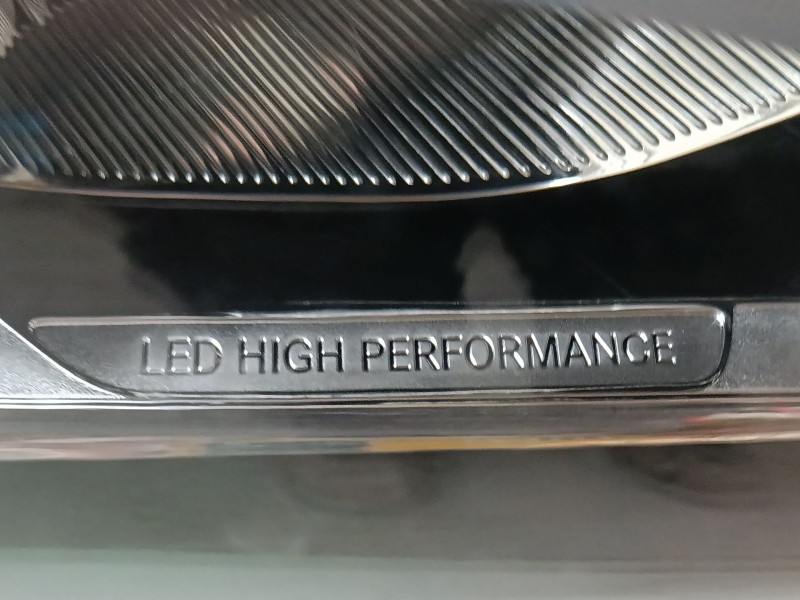 Recambio de faro derecho xenon para mercedes-benz gla (h247) gla 200 d (247.712) referencia OEM IAM   