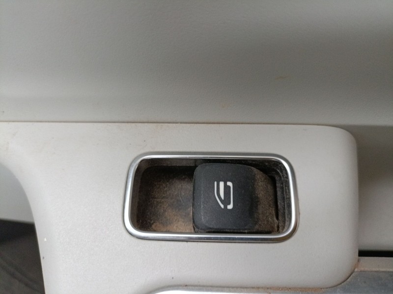 Recambio de mando elevalunas delantero derecho para mercedes-benz gla (h247) gla 200 d (247.712) referencia OEM IAM   