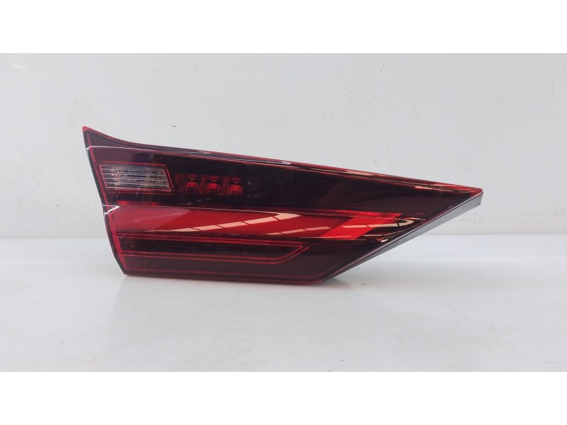 Recambio de piloto trasero izquierdo porton para bmw 1 (f40) 118 d referencia OEM IAM   