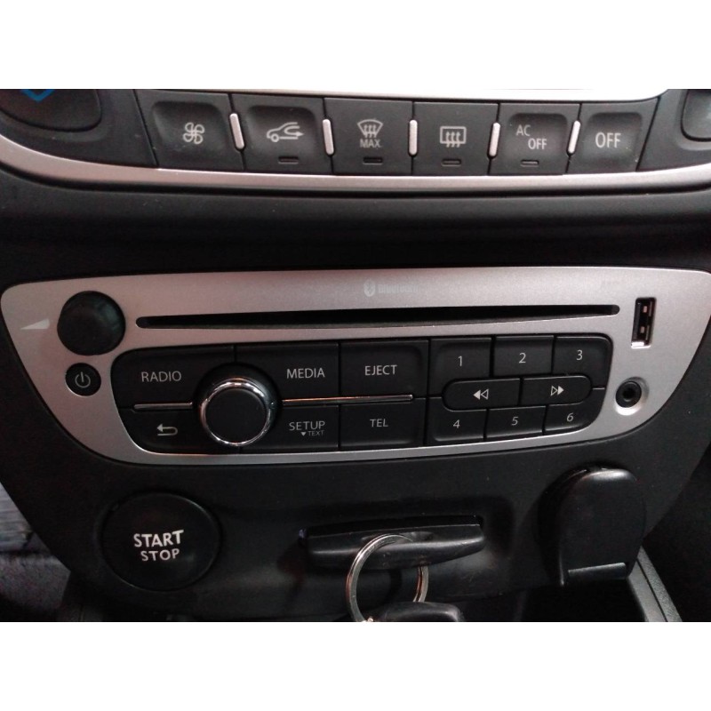 Recambio de sistema audio / radio cd para renault megane iii berlina 5 p limited referencia OEM IAM   