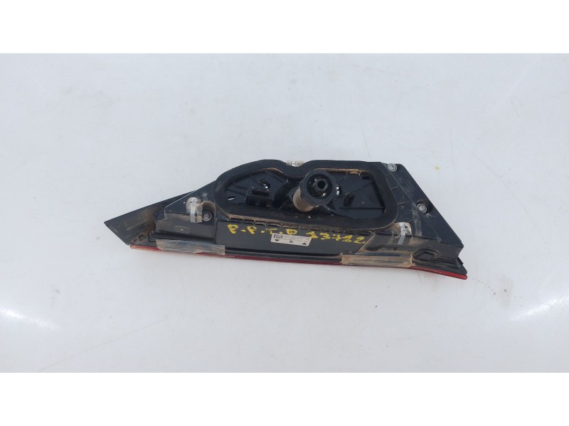 Recambio de piloto trasero derecho porton para bmw 1 (f40) 118 d referencia OEM IAM   