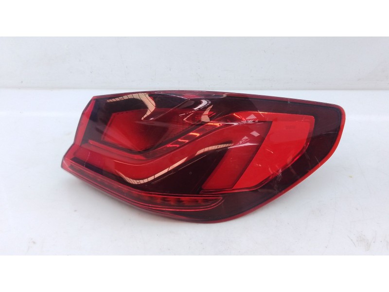 Recambio de piloto trasero derecho para bmw 1 (f40) 116 d referencia OEM IAM   